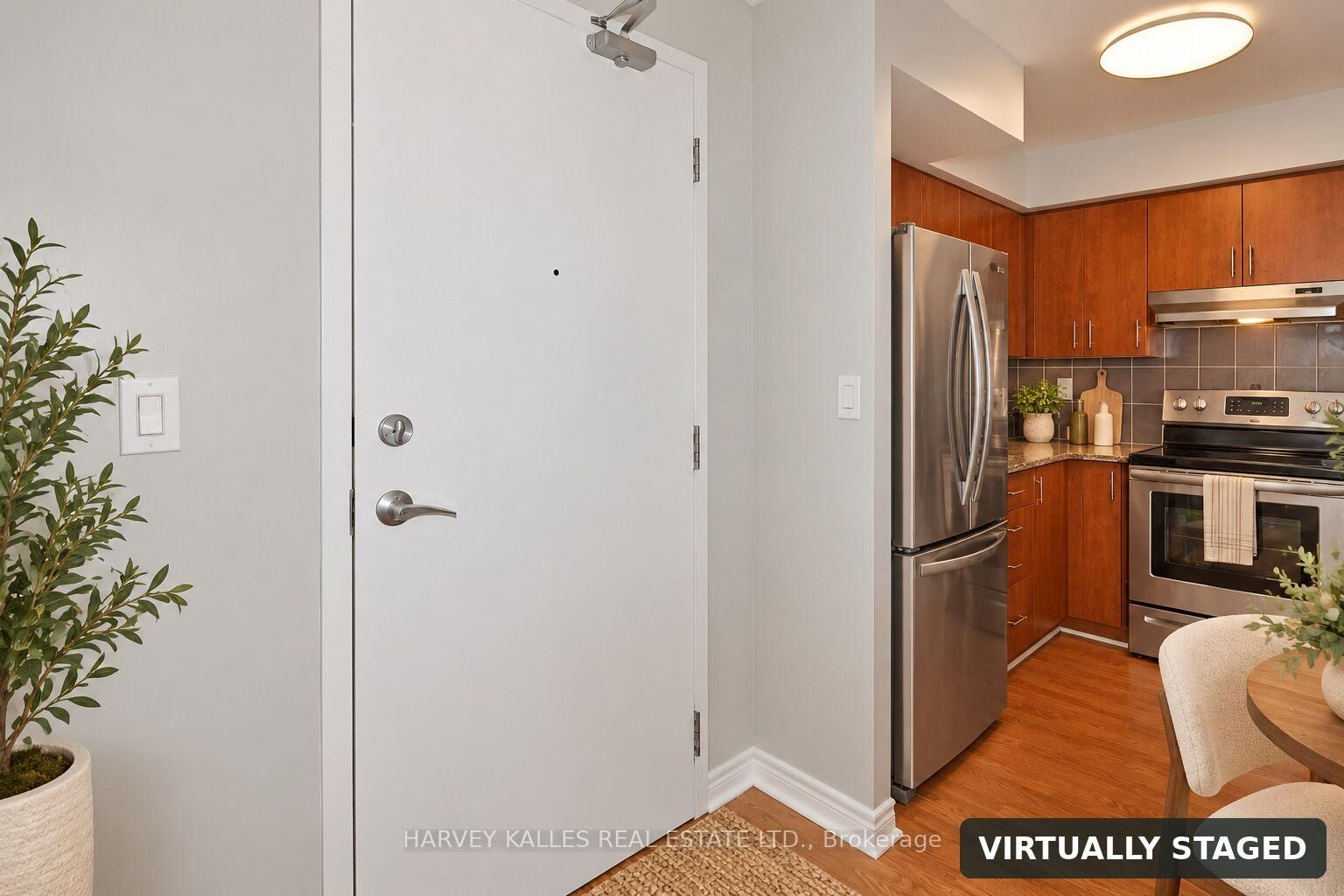 Property Photo:  225 Wellesley Street E 313  ON M4X 1G1 