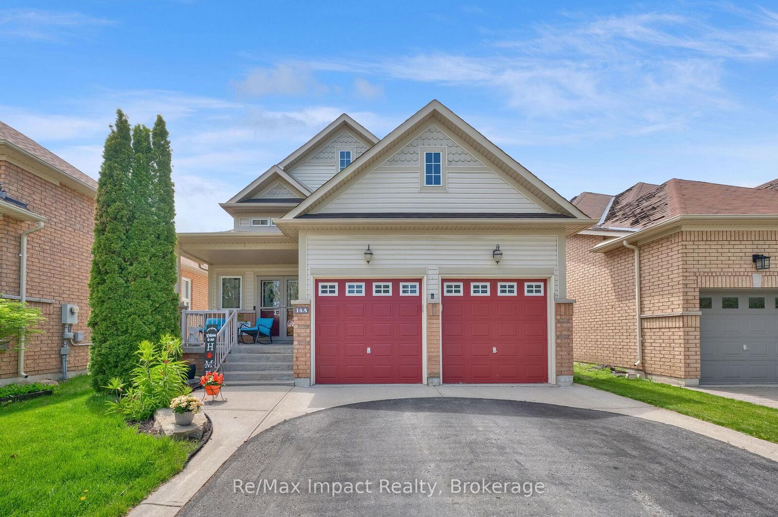 Property Photo: 14A Hunt Street ON L1C 0A4