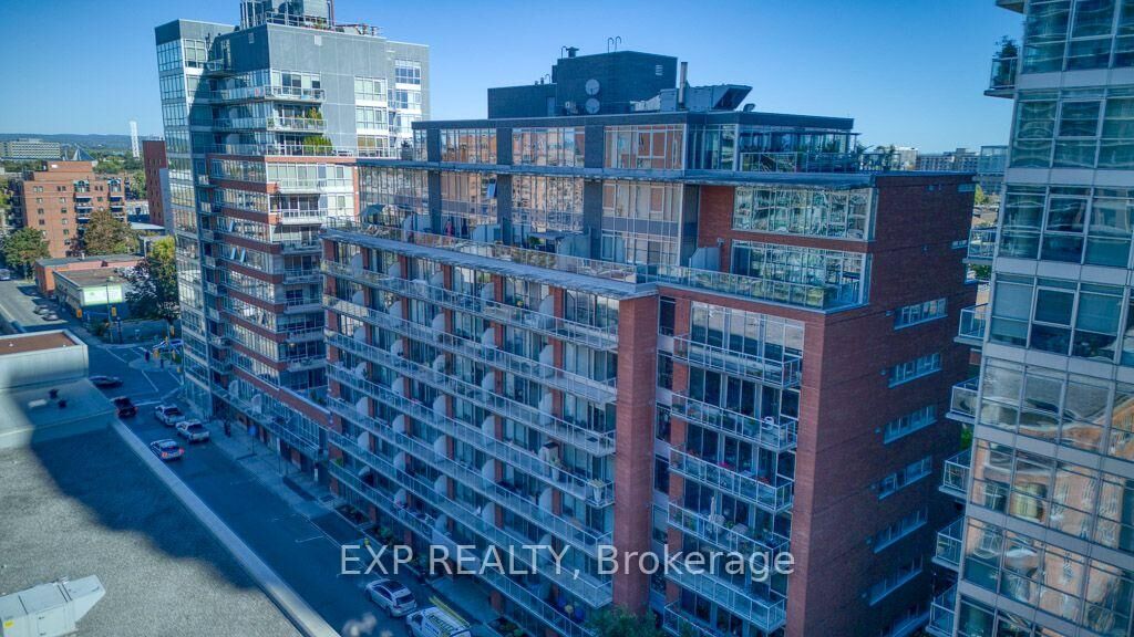 Property Photo:  383 Cumberland Street 301  ON K1N 1J7 