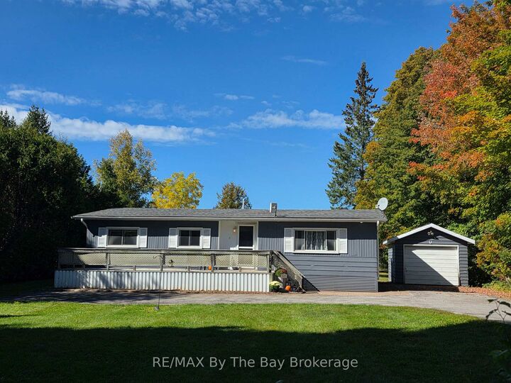 Property Photo:  926 Brebeuf Road  ON L4R 4K4 