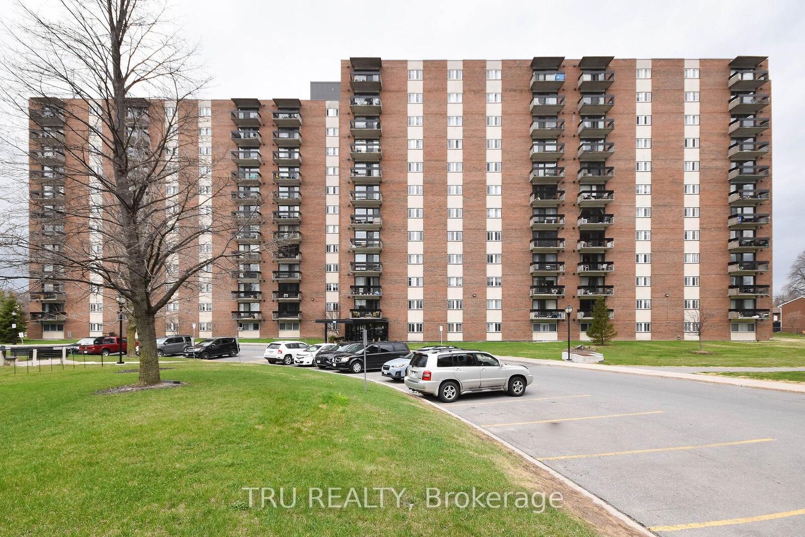 Property Photo: 1505 Baseline Road 807 ON K2C 3L4