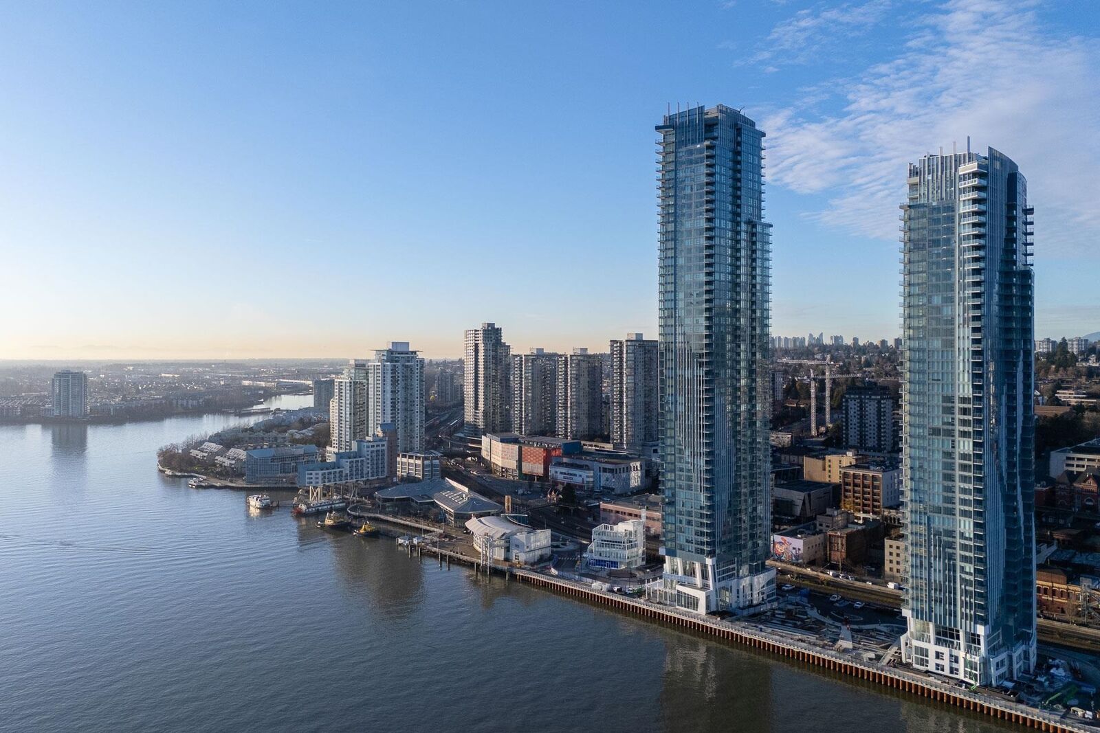 Property Photo:  680 Quayside Drive 4002  BC V3M 0P2 