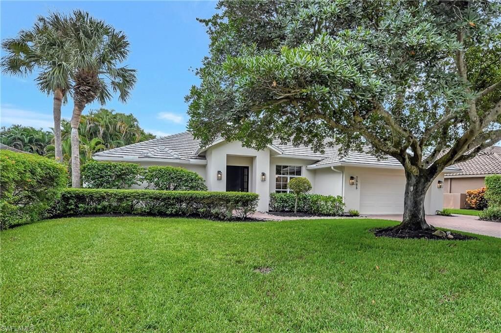 Property Photo:  7585 Cordoba Cir  FL 34109 