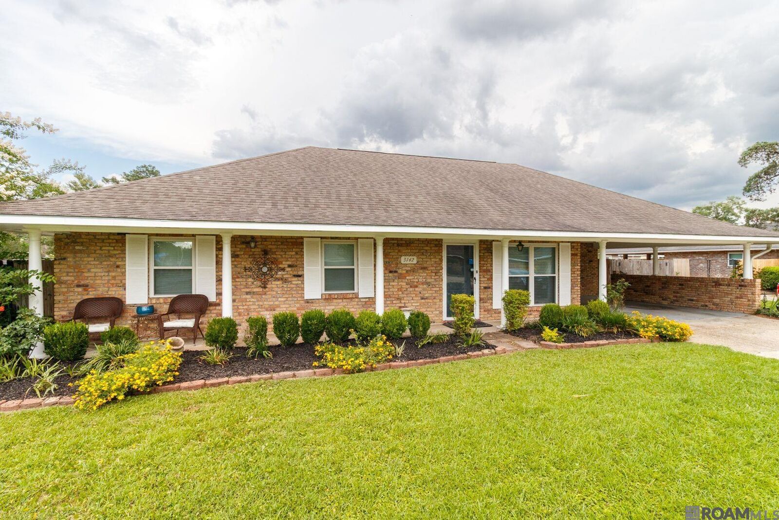 Property Photo: 3142 Kings Canyon Dr LA 70814