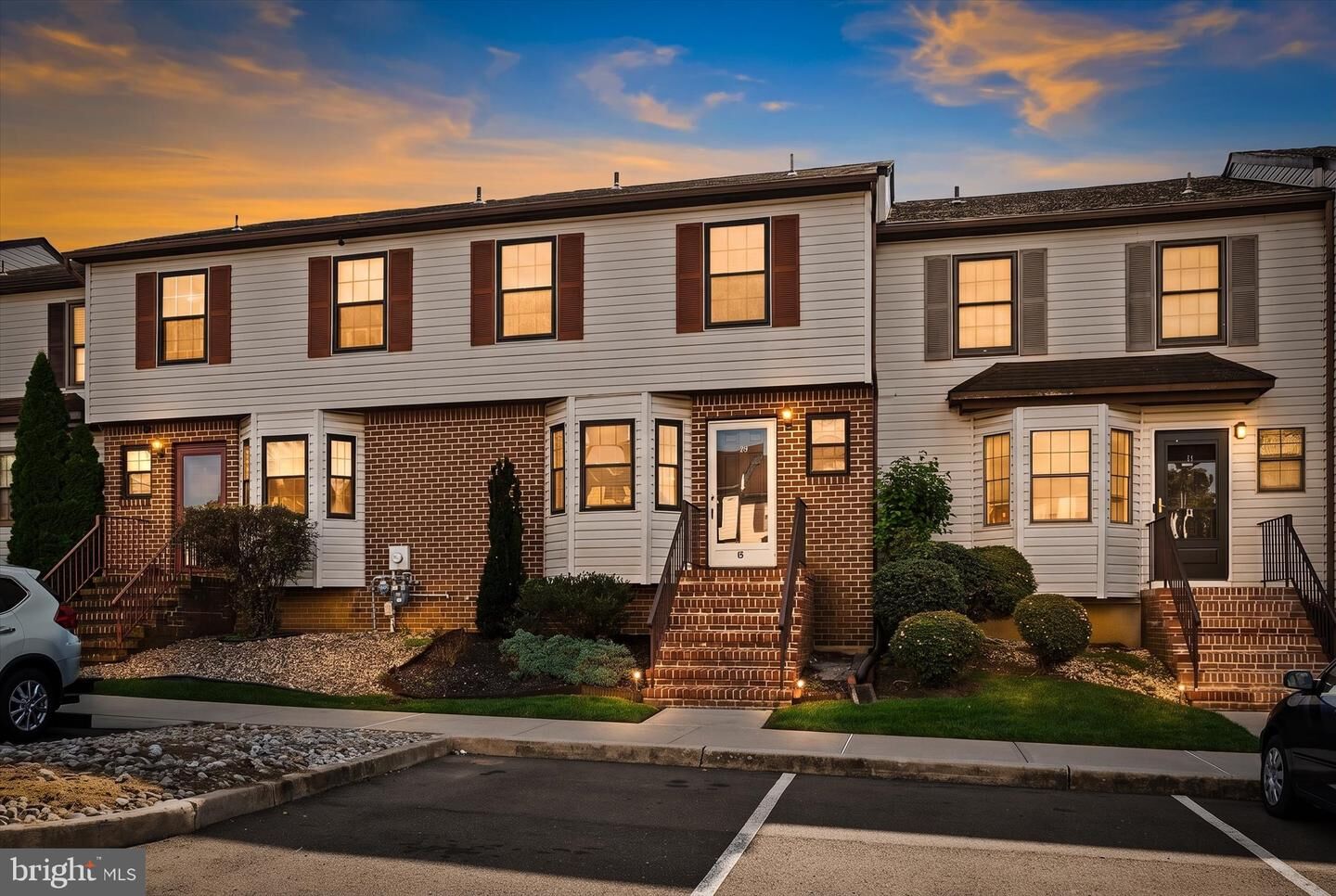 Property Photo:  10 Ryans Court  NJ 08505 