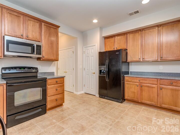 Property Photo: 776 Ledgestone Court SC 29708