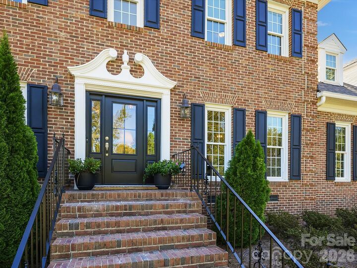 Property Photo: 11215 Idlewild Road NC 28105