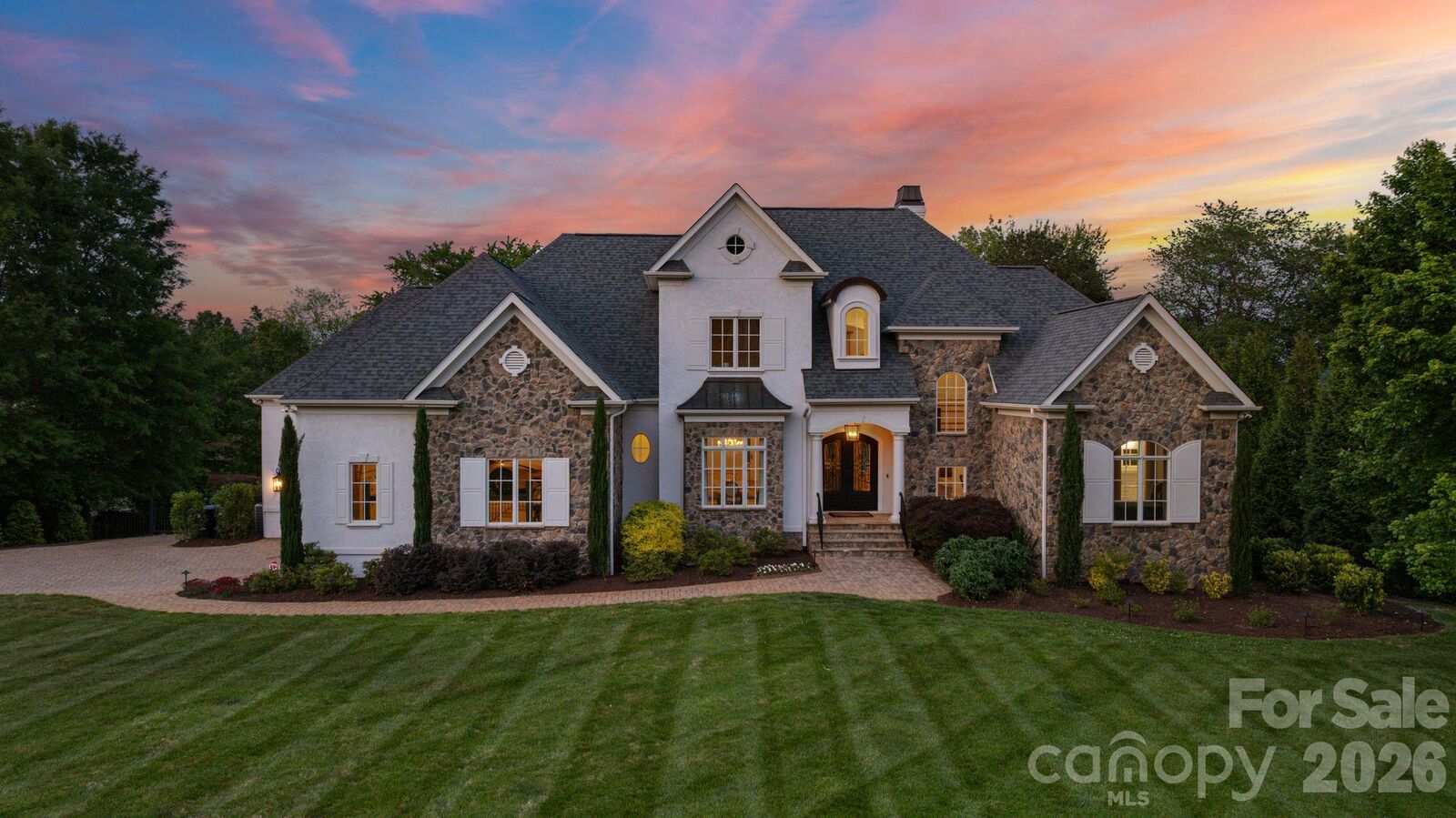 Property Photo:  114 Cape Cod Way  NC 28117 