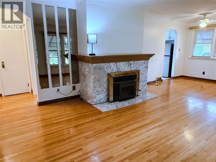 Property Photo:  3168 Church  ON N9E 1V1 