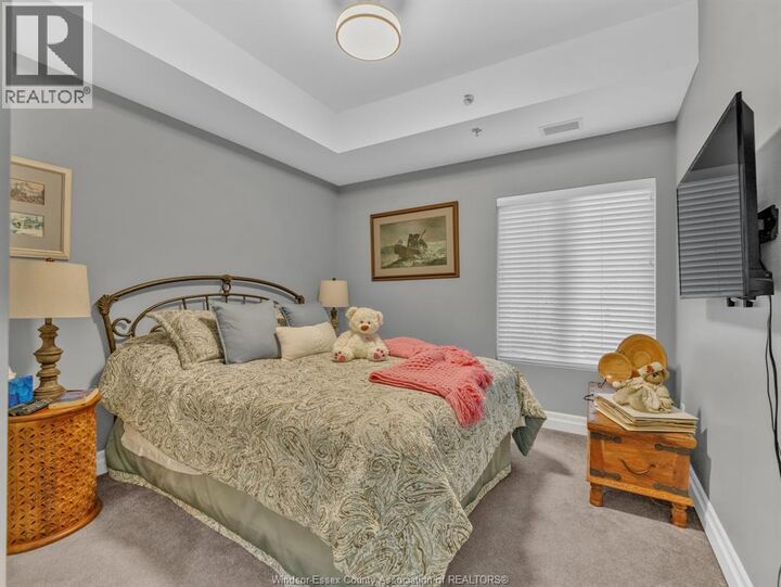 Property Photo:  6 Park 205  ON N9Y 0E7 