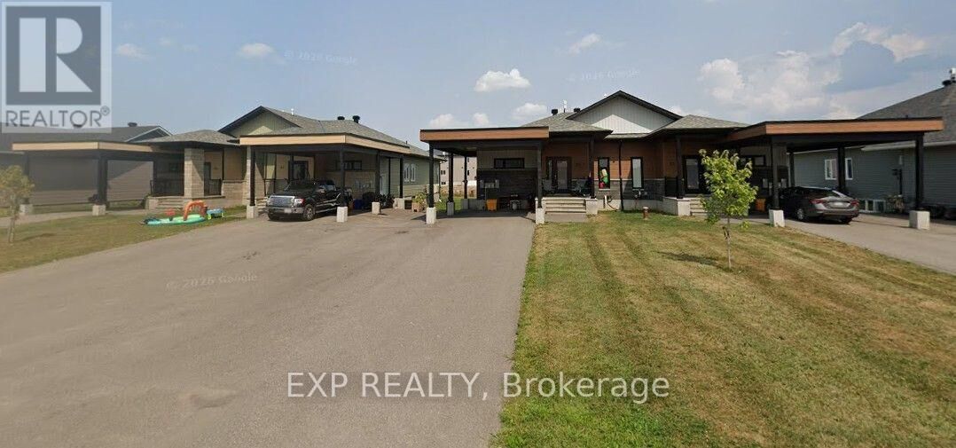 Property Photo:  49 - 55 Adam Street  ON K0A 3C0 