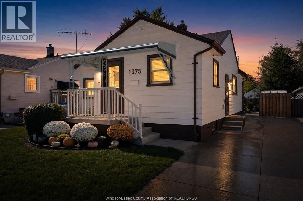 Property Photo:  1375 Bernard Road  ON N8Y 4K2 