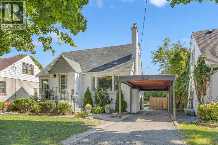 Property Photo:  32 Kerr Avenue  ON N7M 1B7 