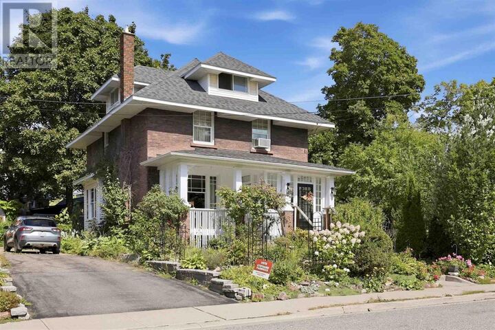 Property Photo:  40 Euclid Rd  ON P6B 1A2 