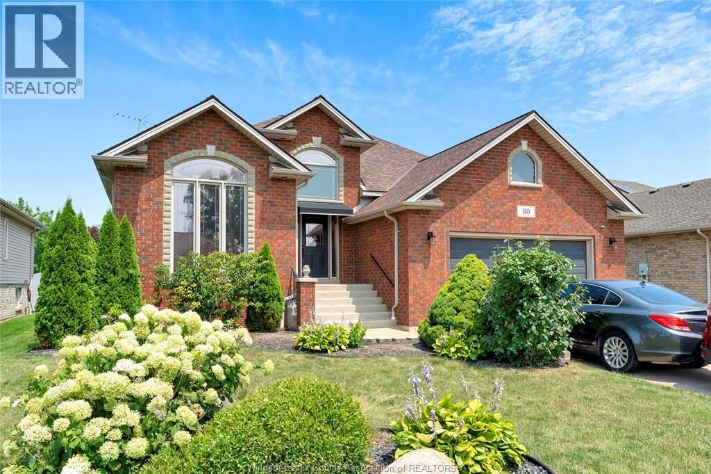 Property Photo:  80 Whelan Drive Main Unit  ON N9V 4B6 