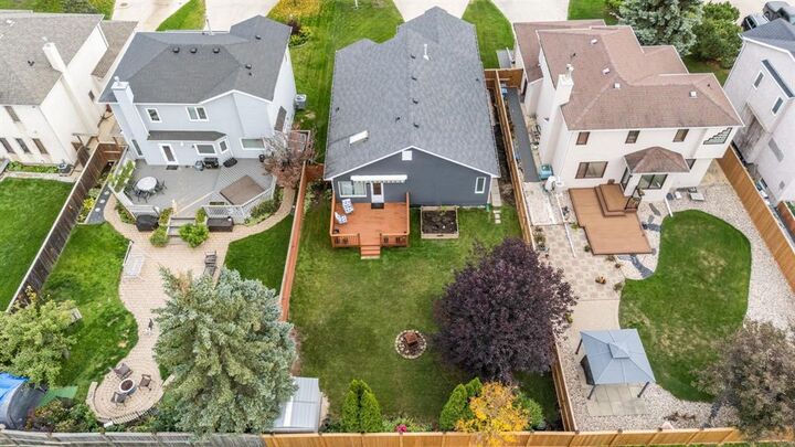 Photo de la propriété: 43 Everden Road MB R2N 3Y1