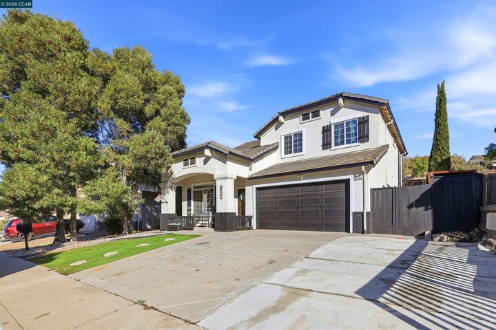 Property Photo:  2348 Woodhill Dr  CA 94565 