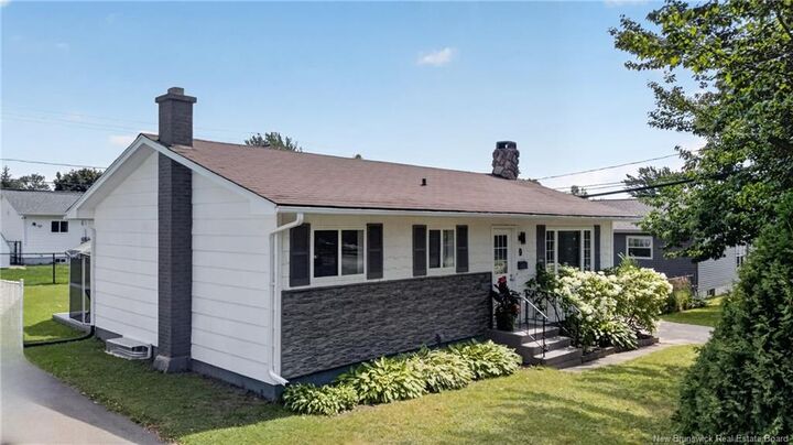 Property Photo:  9 Magellan Drive  NB E1A 5P3 