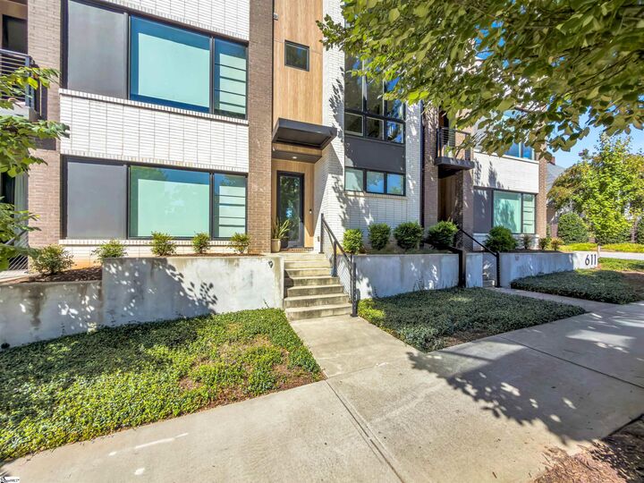 Property Photo:  611 N Main Street Unit #9  SC 29601 