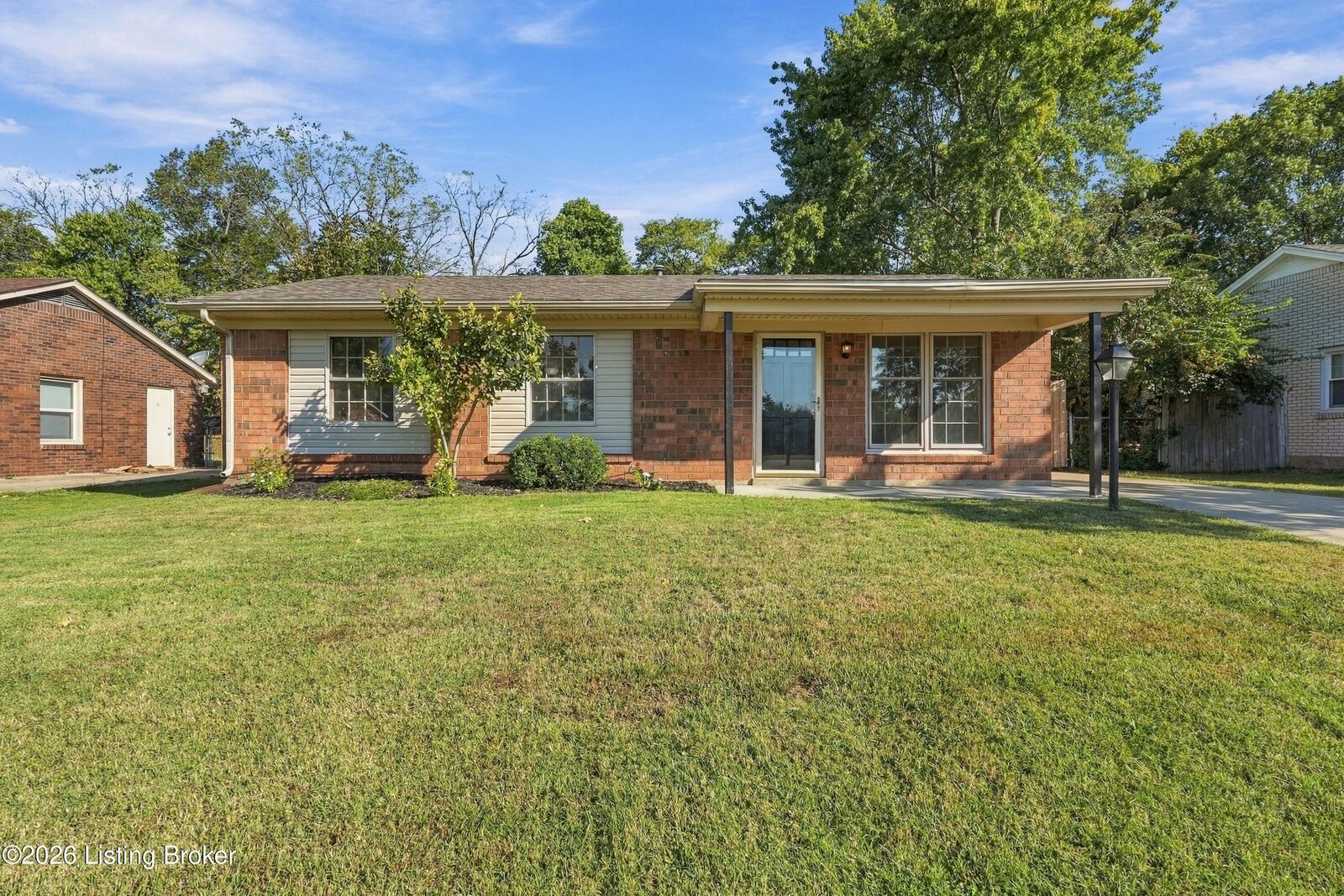 Property Photo:  9719 Lake Elkhorn Dr  KY 40291 