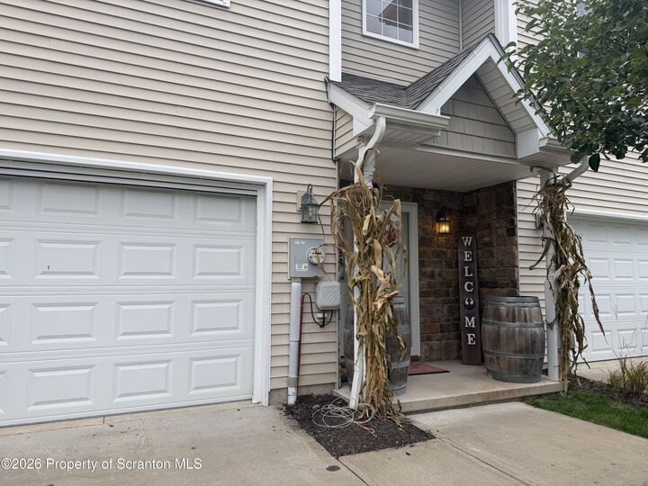 Property Photo:  324 Shadow Wood Circle  PA 18403 