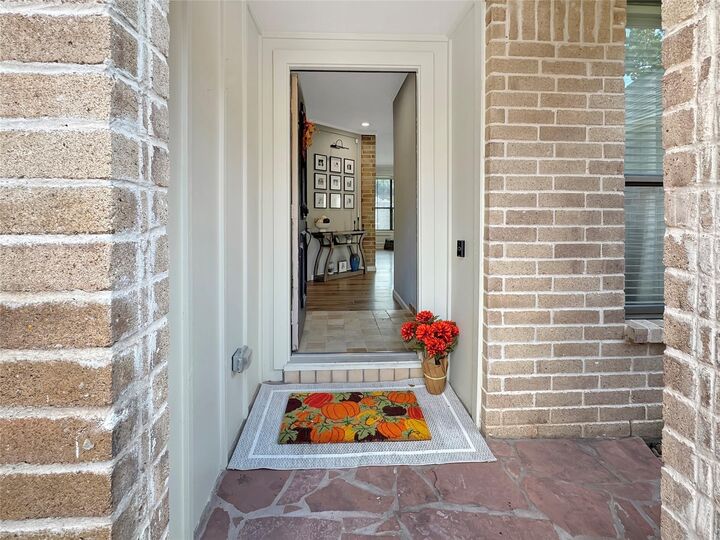 Property Photo:  614 Mistycreek Drive  TX 77406 