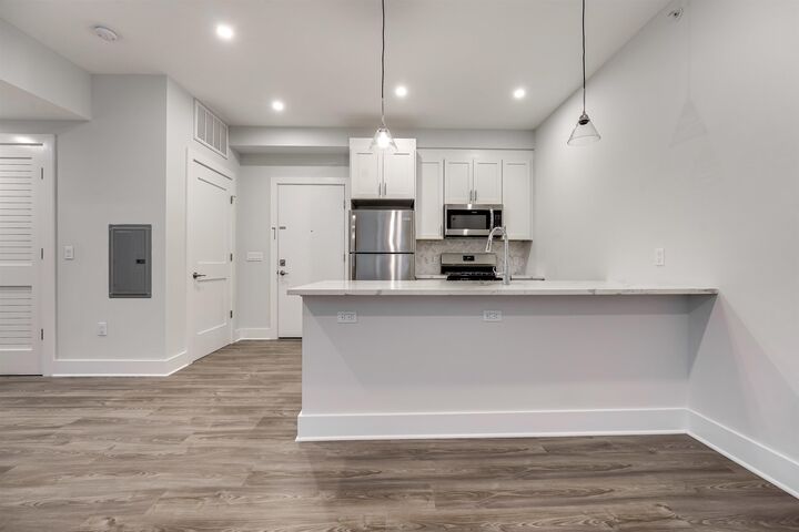 Property Photo: 658 Grand St 404 NJ 07304