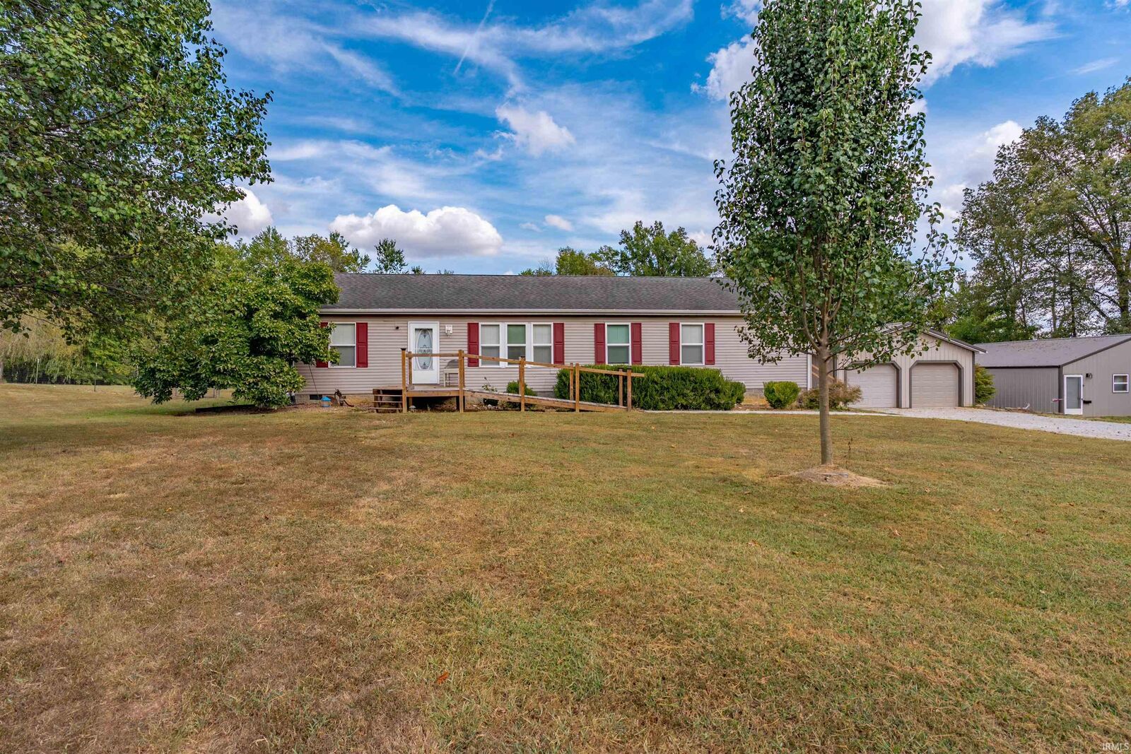 Property Photo: 3222 S Bullocktown Road IN 47601