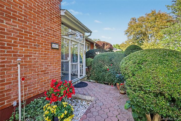 Property Photo:  472 N Ridge Street  NY 10573 