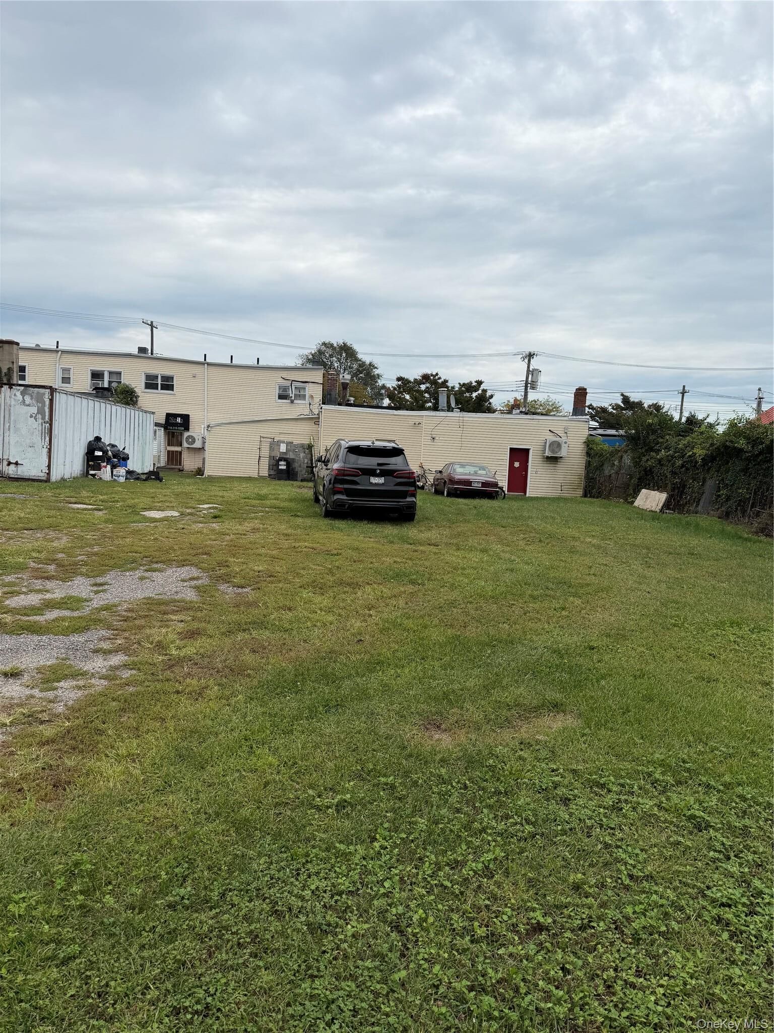 Property Photo:  918 Powers Road  NY 11693 