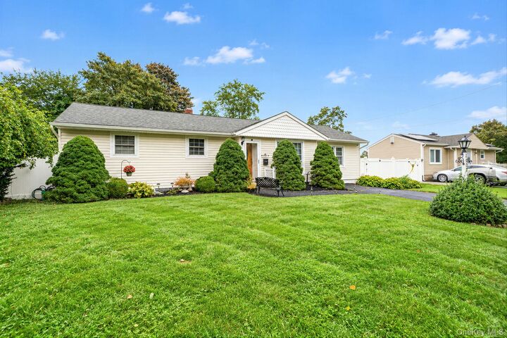 Property Photo:  2909 Connecticut Avenue  NY 11763 