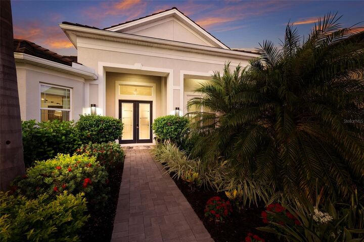 Property Photo: 7050 Tamworth Parkway FL 34241