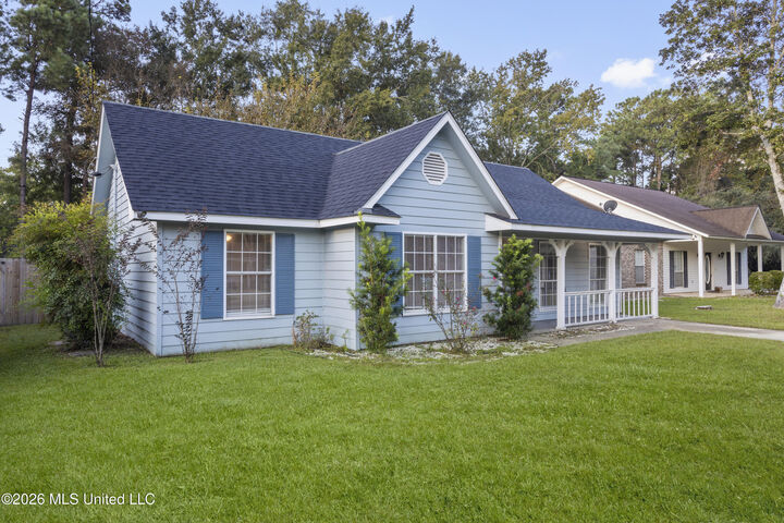 Property Photo:  3309 Neptune Drive  MS 39553 
