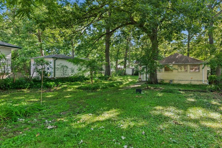 Property Photo:  825 Kirkwood Avenue  IL 60096 