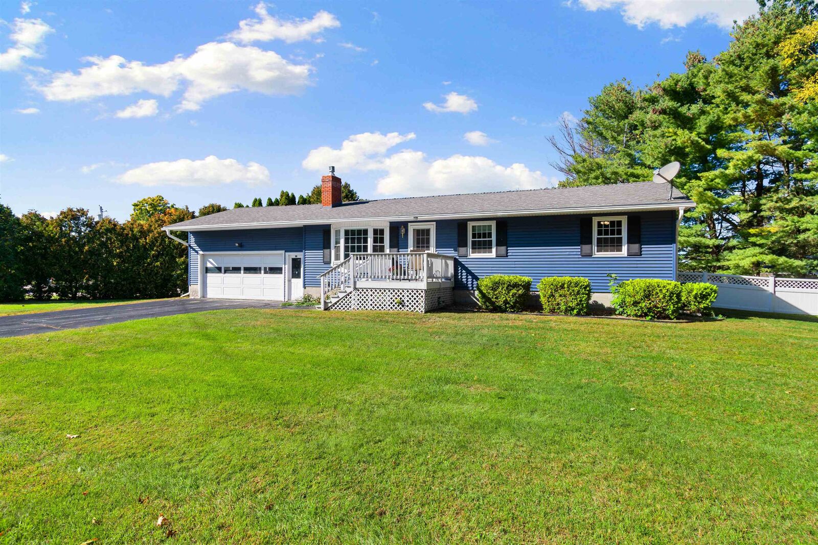 Property Photo:  105 Bonanza Park  VT 05446 