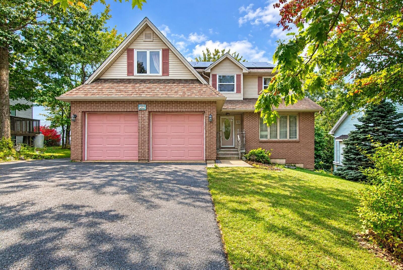 Property Photo:  53 Oceanview Drive  NS B4A 4C4 