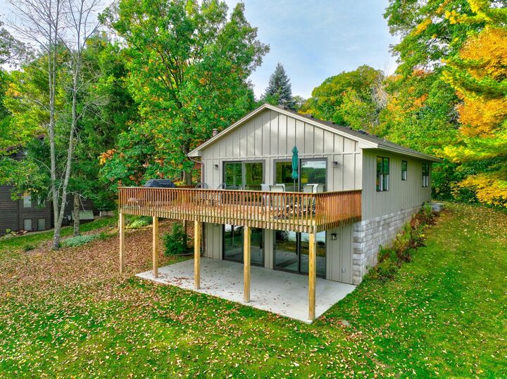 Property Photo:  984 Sunrise Beach Drive  WI 54001 