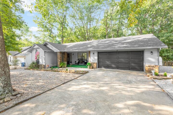 Property Photo:  22 Sunderland Drive  AR 72714 