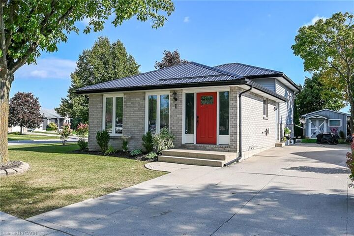 Property Photo:  1 Woodfield Avenue  ON N0A 1S0 