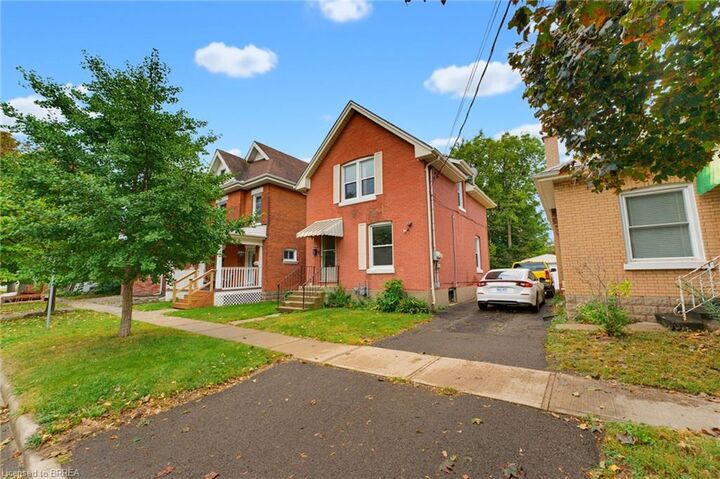 Property Photo:  148 Albion Street  ON N3T 3M9 