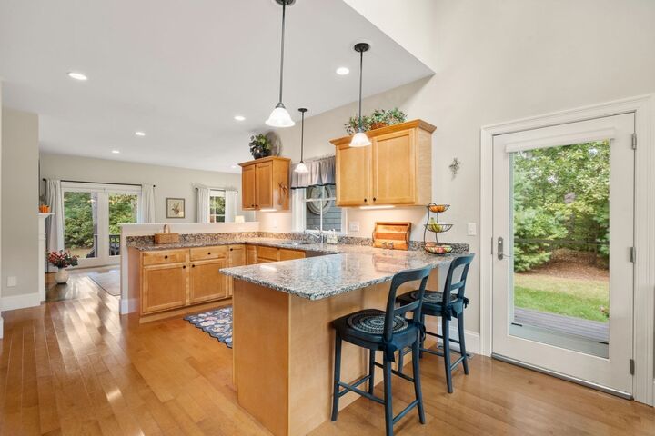 Property Photo:  39 Hathaway Pond Cir 39  MA 02770 