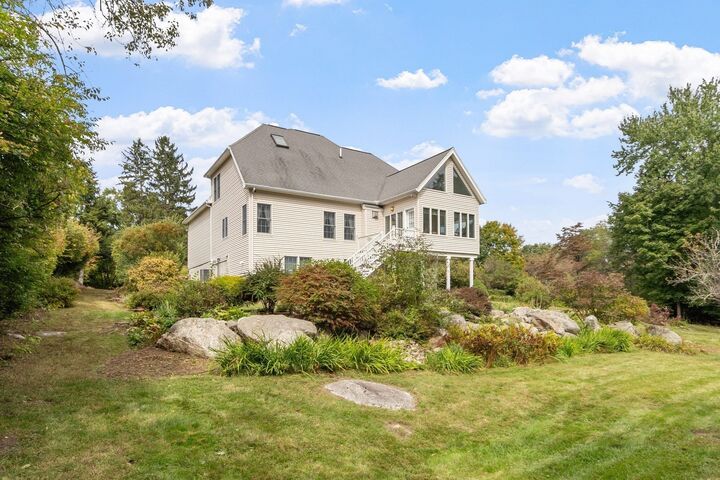 Property Photo:  52 High St  MA 01824 