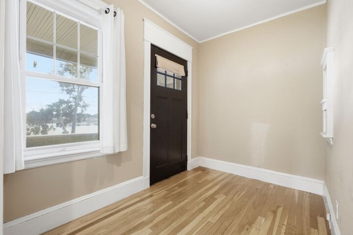 Property Photo:  6-8 Southview St 1  MA 02125 
