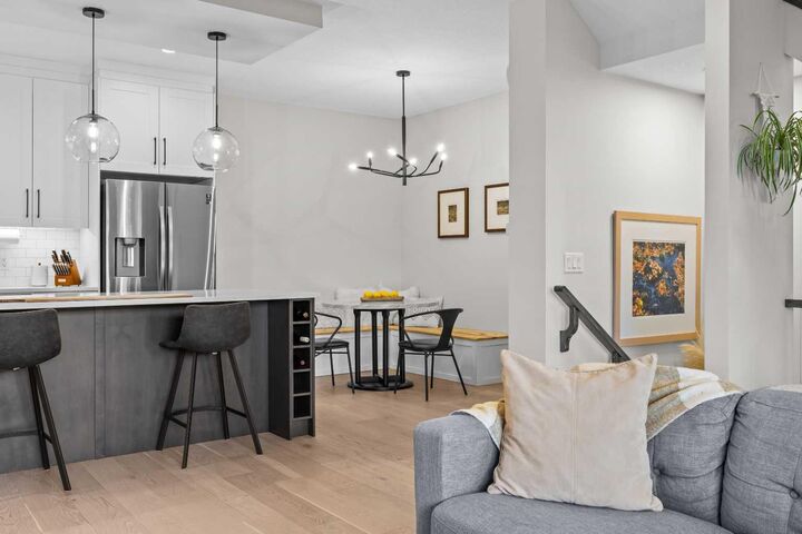 Property Photo:  1514 25 Avenue SW  AB T2T 6Y5 