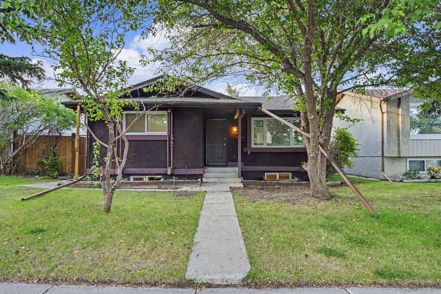 Property Photo: 1152 Ranchlands Boulevard NW AB T3G 1G5