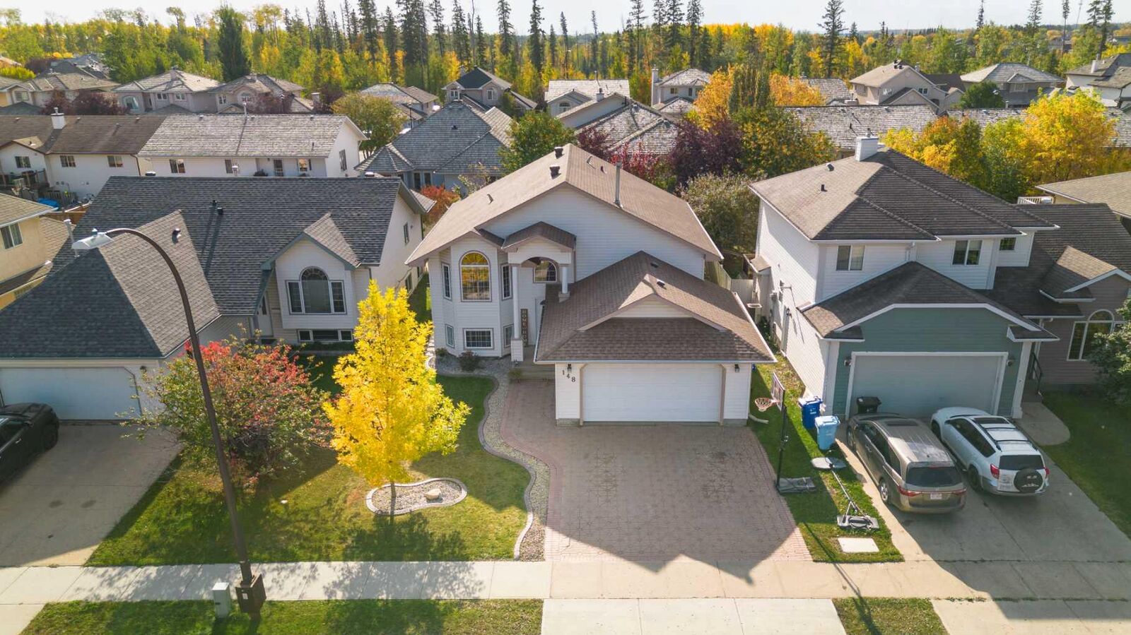 Property Photo:  148 Eglert Drive  AB T9K 1V3 