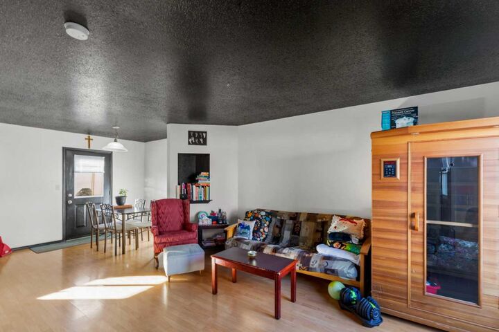 Property Photo:  10150 121 Avenue 120  AB T8V 8H2 