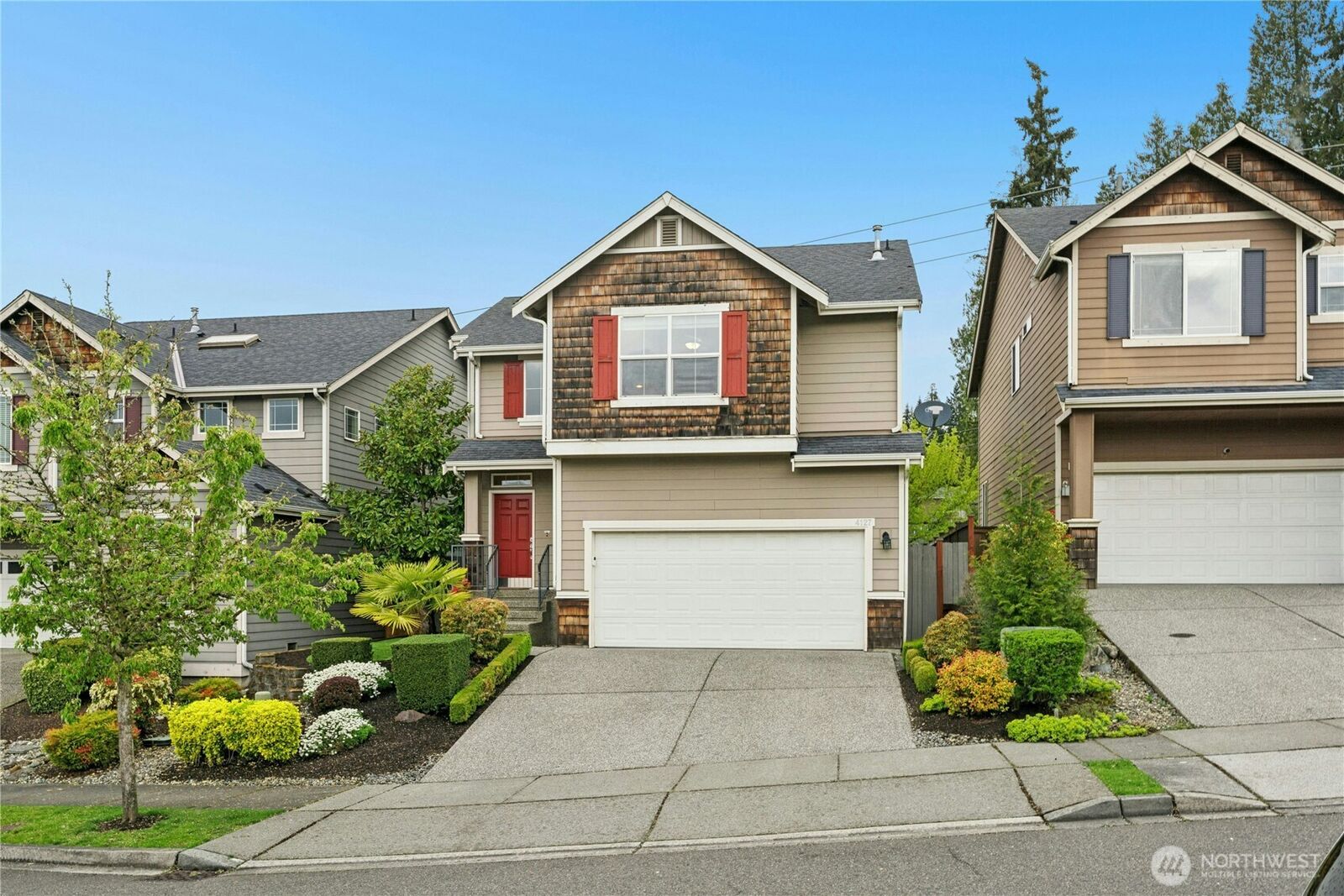 Property Photo: 4127 228th Place SE WA 98021
