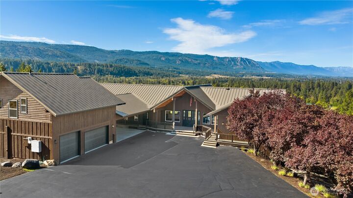 Property Photo: 2262 Lambert Road WA 98922