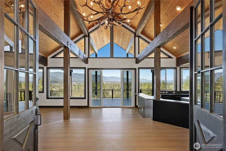 Property Photo:  2262  Lambert Road  WA 98922 